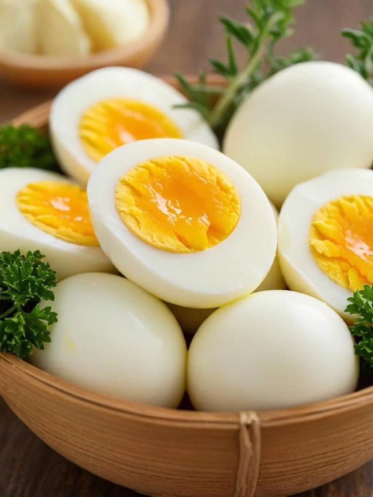 Healthy food habits with protein-rich eggs for better nutrition